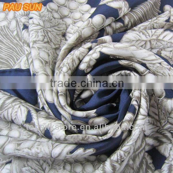 Christmas custom made printed twill silk scarf, designer brand twill silk scarf