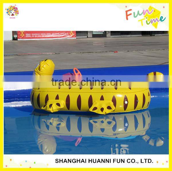 Newest animal tube bumper boats for sale, new design amusement water electric bumper boat