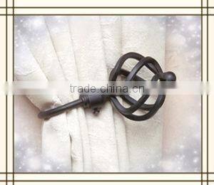 Simple Coated Wrought Iron U-Hooks Hangers