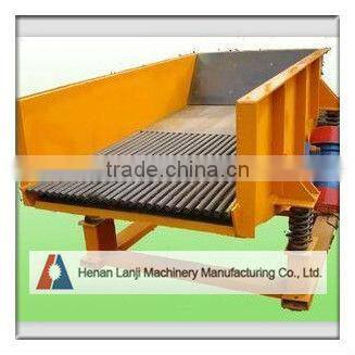 Simple and easy operation vibrating feeder for sale