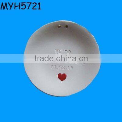 Ceramic wedding ring holder tray with dove couple