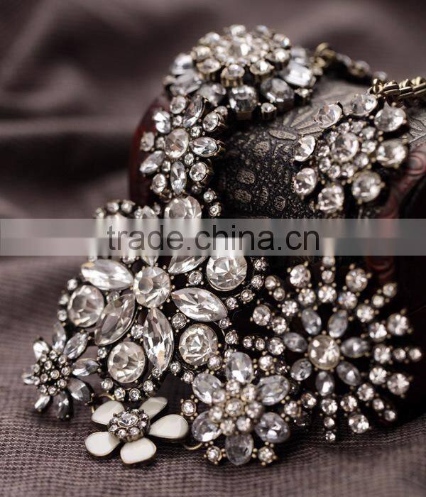 New design handmade women fashion alloy jewelry necklace