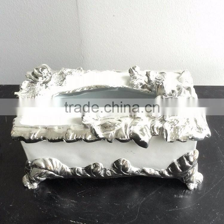 Polyresin tissue box