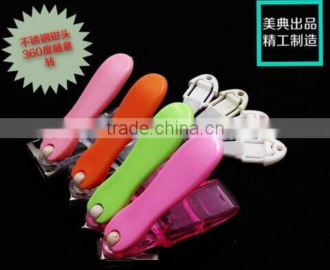 360 Deg Rotating Nail clipper