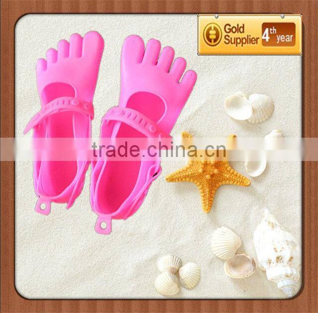 Wholesale silicone strap silicone beach shoes for men and women unisex
