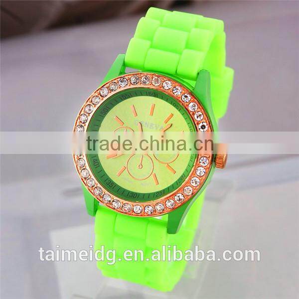 2015 new product nickel free watch quartz