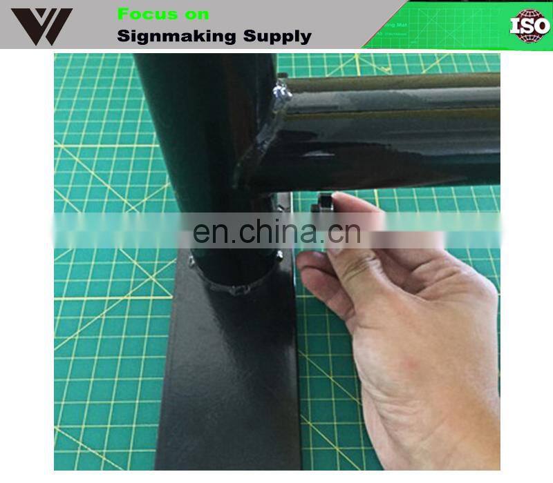 Square Pipe/Tube Frame Expandable Outdoor Cafe Barrier For Advertising Safety Breeze Barrier Advertising Banner Custom