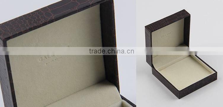 No middlemen promotional embossing empty pu leather watch gift boxes