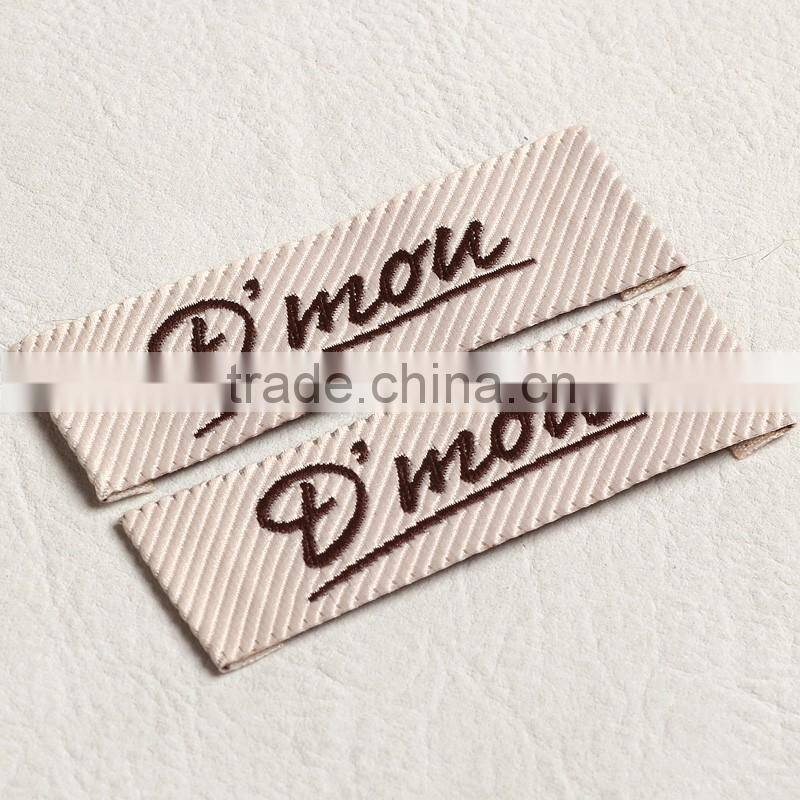 Diagonal sleeve label and clothing weaving tag for Feather cotton