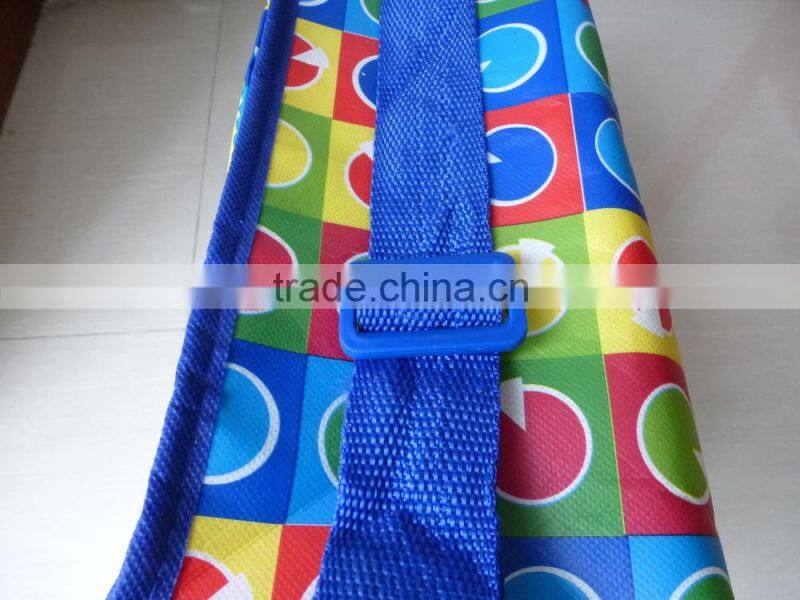 Beautiful in color non woven solar powered cooler bags