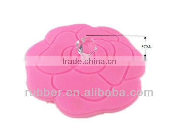Flexible eco-friendly silicone lid