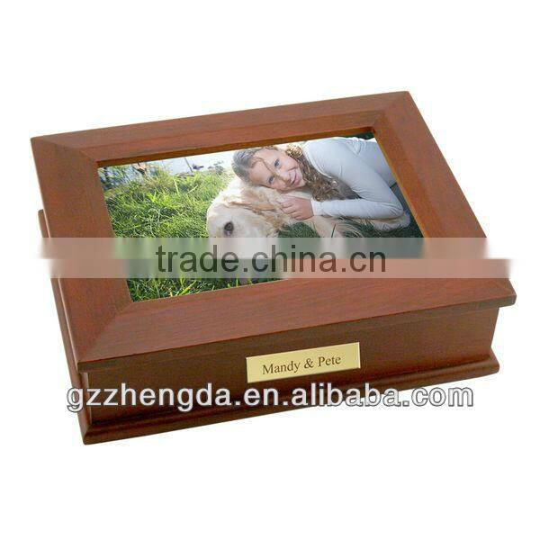 High quality customized made-in-china Varnished Wooden Box with Metal Plate