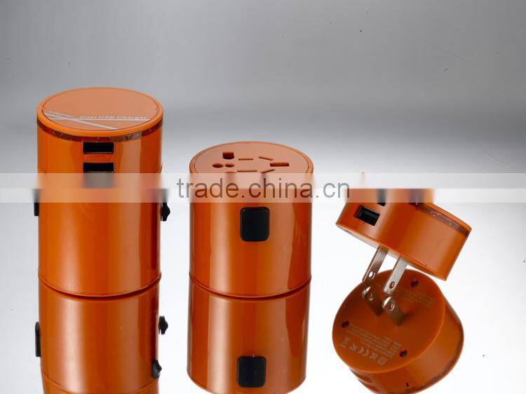 2014 the latest version of a variety of color optional european adaptable plug Italy adapter plug UK TO EU adaptor