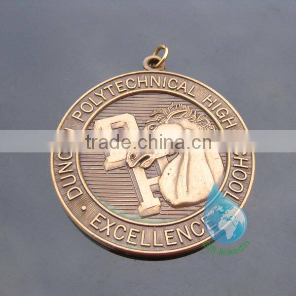 2014 horse zinc alloy badge