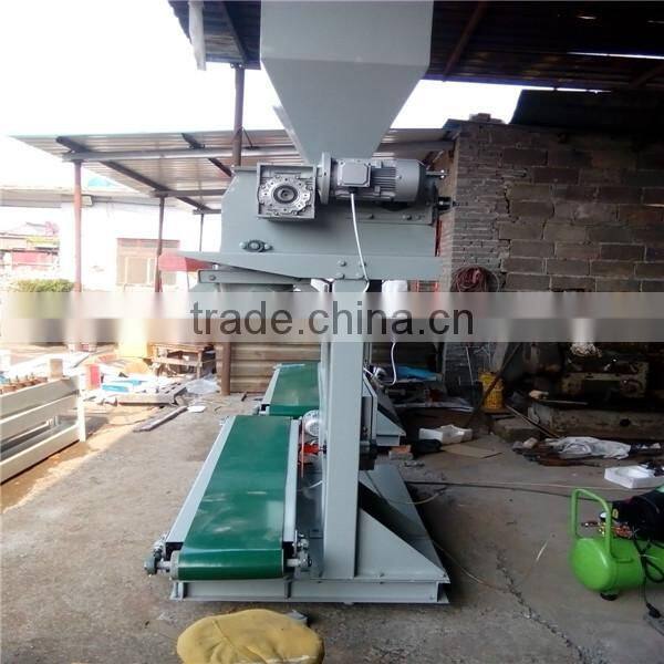 high efficiency and professional wood pellet quantitative packing and sealing machine