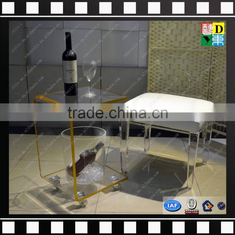 Customized moveable acrylic coffee table unique elegant acrylic side table with wheels from china manufacturer