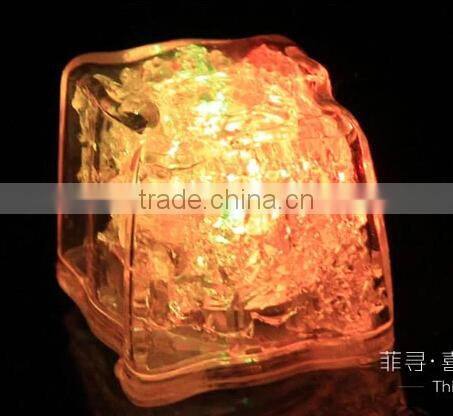 Bar Glow Ice Cube