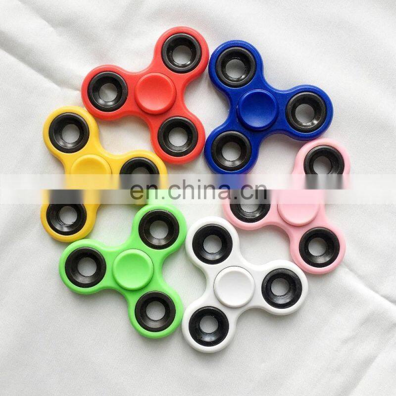2017 HOT Finger Toy decompress toys spinner fidget toys