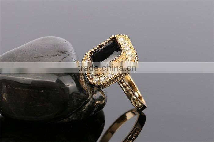 Less than 1 dollar jewelry zinc alloy rhinestone gemstone gold finger ring woman
