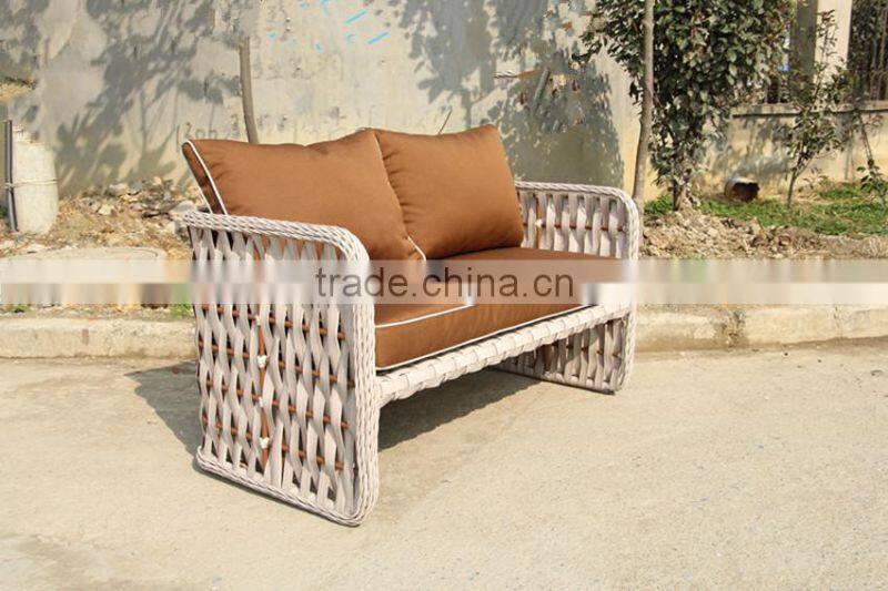 2016 NEW DESIGN WIDE FLAT WICKER CHAIR