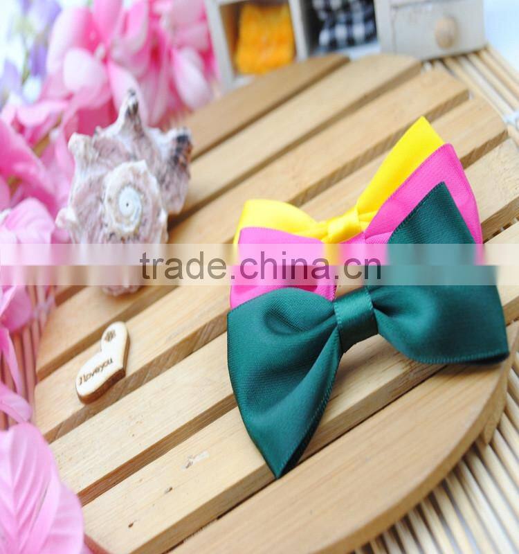 red polyester ribbon bow with loop for bottle decoration