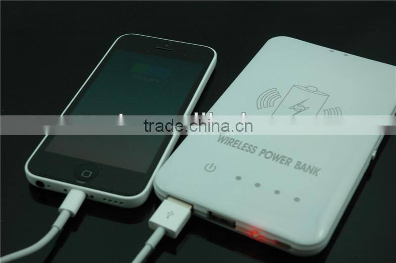 QI wireless charging power bank