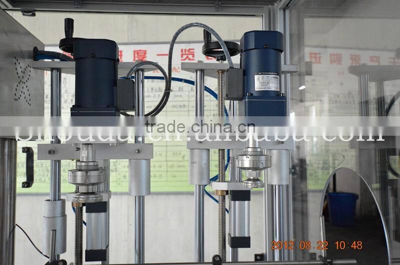 PLC controlled automatic barrels oil filling machine,filling and capping machine