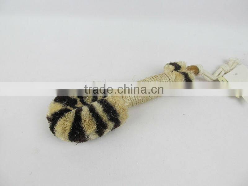 Sisal pan brush