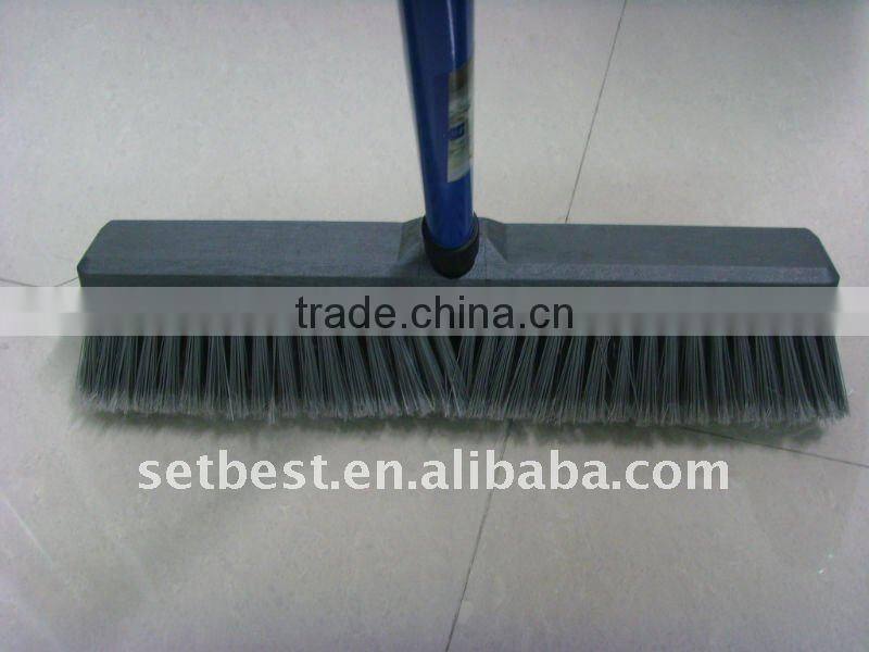 Heavy-duty push broom 18/24" Pro