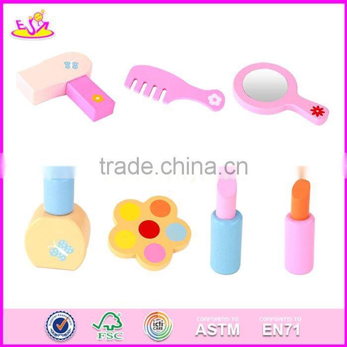 2017 New design pretend play toy wooden play makeup W08H070