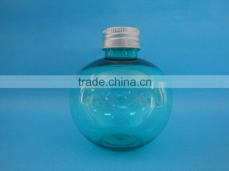 Empty plastic ball shape PET bottle 150ml / shiny green empty bottle with lotion pump