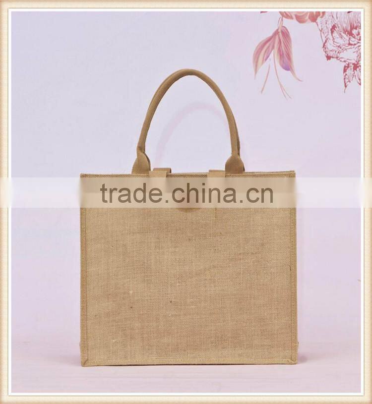 Double tote jute bag with pocket front