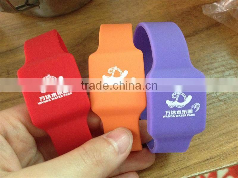 NFC Silicone wristband with customized logo for water park from china suppliers