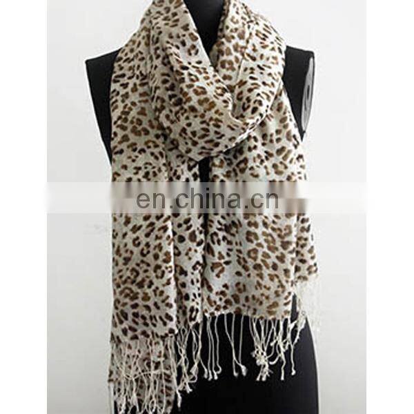 factory wholesale fashion printed cashmere woven scarf