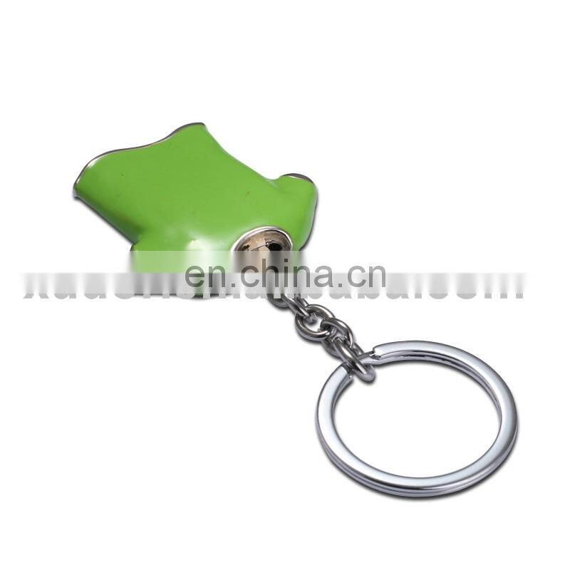 green metal tshirt keychain ,sportswear keychain for football club
