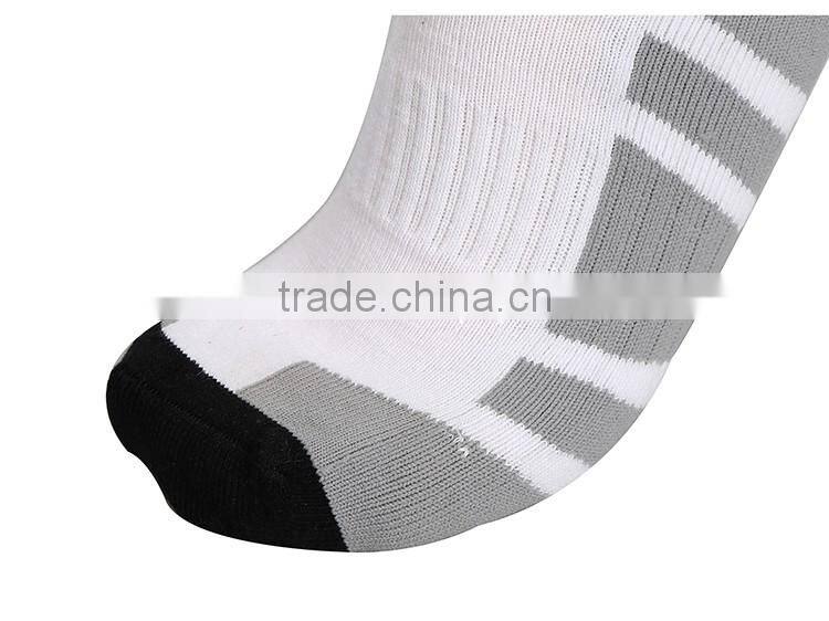 Low MOQ Custom Professional Dryfit Soccer sport football cotton socks
