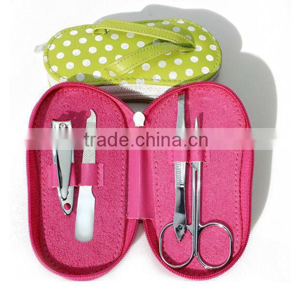 Green Shoe Shape Manicure Set