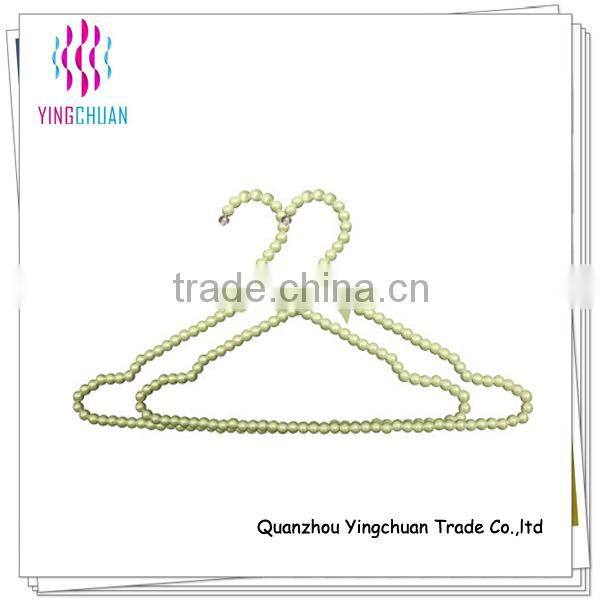 Garment usage plastic material display skirt hanger