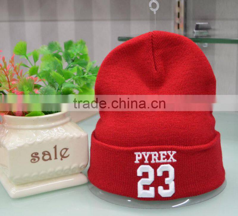 Custom Knitted Acrylic Beanie Hat With Embroidery labels