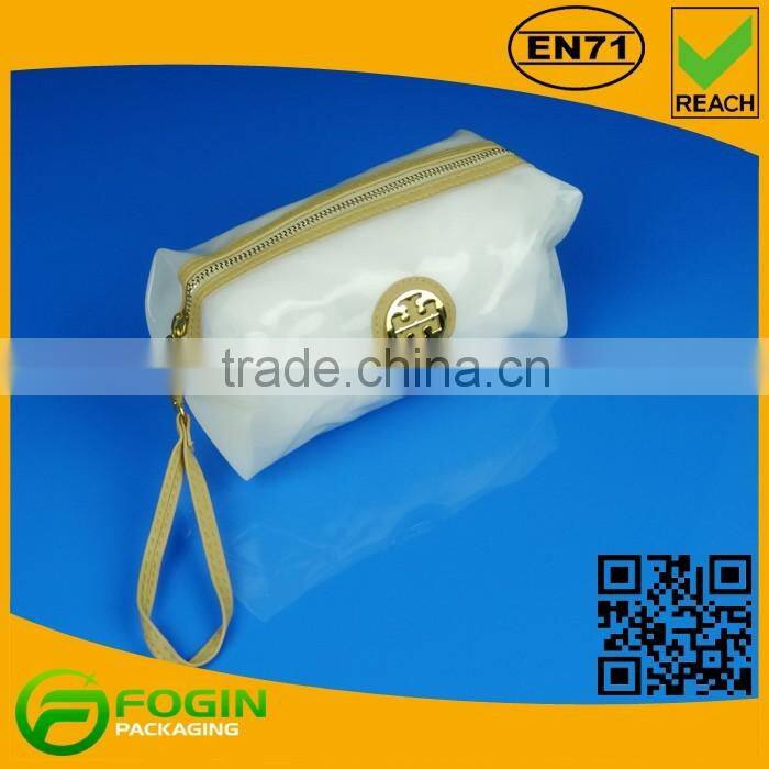 promotional cosmetic pvc bag packaging with button