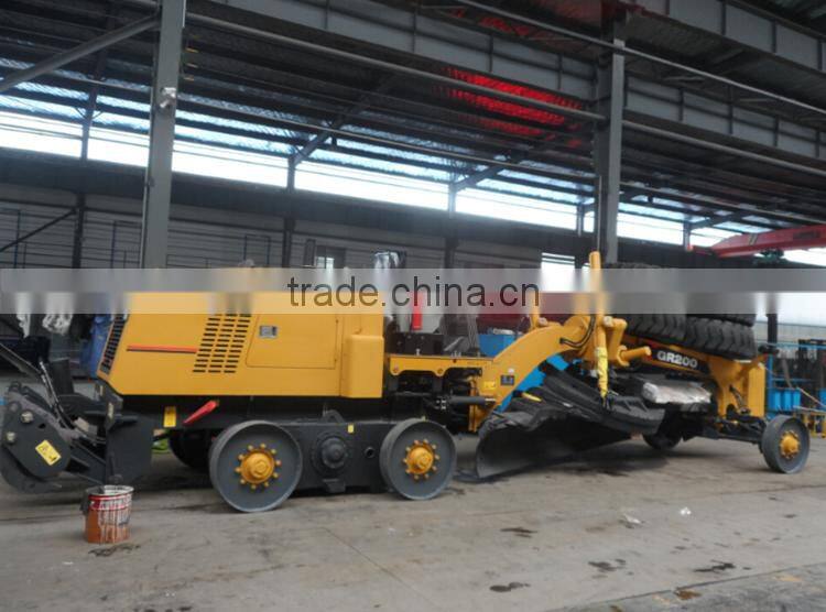 Smal China XCMG Motor grader GR165 with easy manipulation
