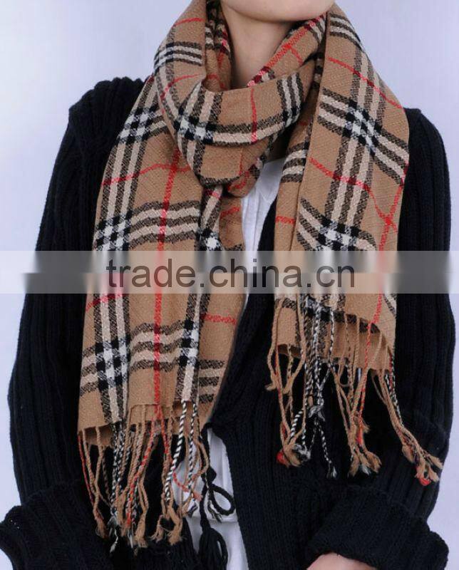 checked/plaid shawls&scarfs