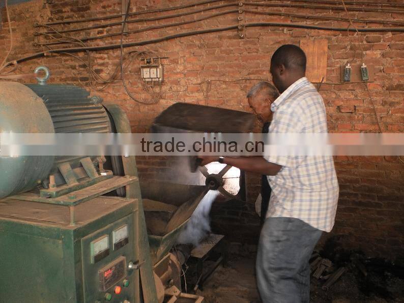 Wood charcoal briquette machine Wood briquette press machine Wood chip briquette making machine