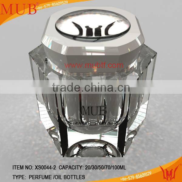 beautiful elegant wonderful crystal perfume bottle