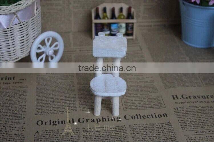 Do the old ZAKKA wooden mini chair toy