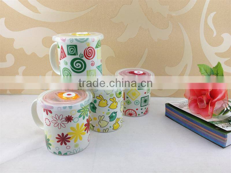 ceramic promotional mug with lid