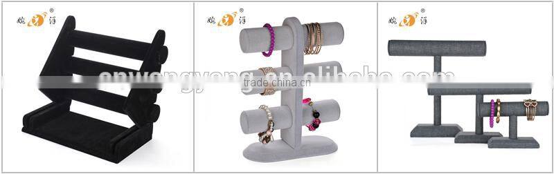 2016 three tiers purple velet woman stand for bracelet