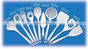kitchware and cookware, list of kitchen utensils set