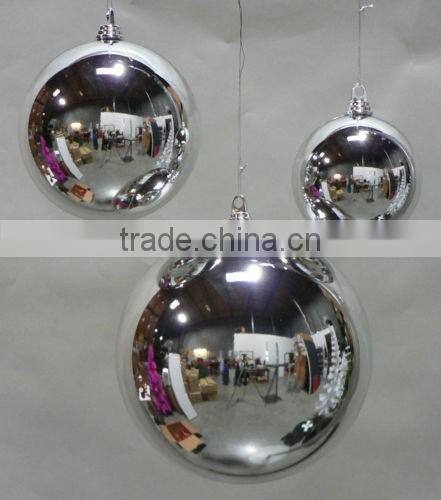 Cheap LARGE SHINY SILVER 200MM PLASTIC CHRISTMAS BALL 8" DIAMETER OUTDOOR ORNAMENT