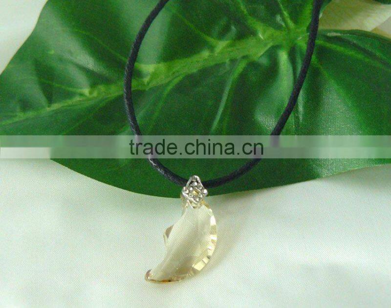Elegant Flower shape pendants Crystal pendants